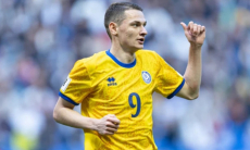 Ислам Чесноков прибыл в расположение нового клуба КПЛ. Видео