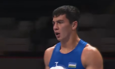 Судьи решили судьбу боя чемпиона мира из Узбекистана на ЧМ-2025 по боксу