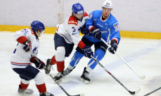 Десять шайб определили победителя матча чемпионата Казахстана