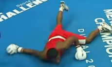 Третий сеяный улетел нокаут в первом раунде на ЧМ-2025 по боксу. Видео