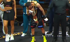 Олимпийский чемпион по боксу из Узбекистана проиграл бой за титул чемпиона мира