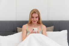 Пять утренних привычек, которые нарушают сон вечером