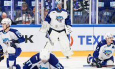 «Барыс» объявил состав на выездные матчи КХЛ