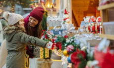 Как выбрать качественные сладости в подарок ребенку