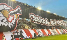 «100 сидят в „обезьяннике“». Фанатов «Актобе» сравнили с болельщиками из России