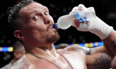 Александру Усику «отменили» титульный бой