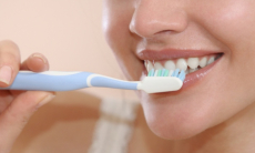 Почему нужно менять зубную щетку после простуды