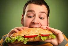 Еда — их слабость. Какие знаки зодиака любят поесть больше других