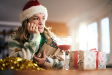 Психолог объяснила, зачем людям нужен Новый год