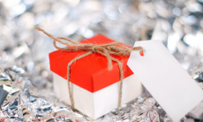 Подарки по знаку зодиака — лучшие варианты для близнецов, дев, весов и тельцов