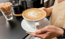 Назван простой способ поднять настроение после пробуждения