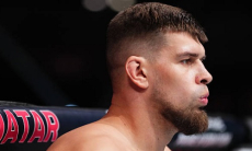 UFC уволил бойца через месяц после дебюта. Подробности