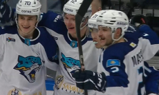 «Барыс» преподнес громкую сенсацию и вернулся в зону плей-офф КХЛ