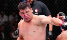 Объявлен третий бой казахстанца в UFC