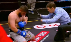 Видео брутального нокаута казахстанского тяжеловеса в бою за титул чемпиона мира