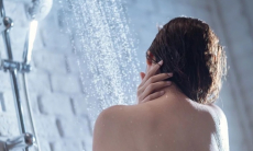 Названа идеальная температура воды для душа