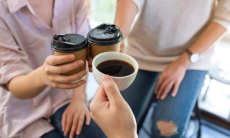 Названо максимально допустимое количество чашек кофе в день