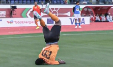 Гол сборной по футболу на последних едва не стал трагедией. Видео