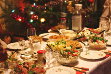 Названа скрытая опасность новогоднего стола