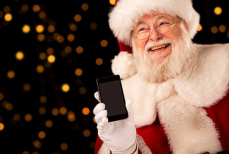 iPhone под ёлкой — как изменились детские мечты