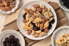 Чем можно заменить орехи при проблемах с желудком