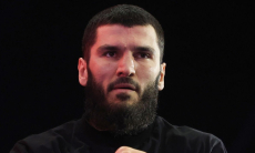 Бетербиев принял решение по третьему бою с Биволом