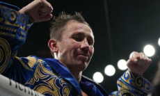 Геннадий Головкин неожиданно появился на топовом бое в мировом боксе. Видео