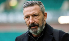 «Мы не „Барселона“». Главный тренер «Хартса» рассказал о трансфере Чеснокова