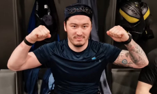 Видео победной раздевалки «Барыса» после сенсации в КХЛ