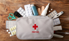 Что должно быть в аптечке на случай отравления