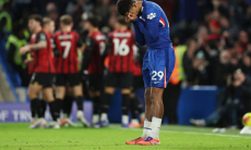 «Челси» неожиданно «огорчил» Дастана Сатпаева