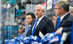 «Барыс» узнал плохую новость по главному тренеру после фиаско в КХЛ