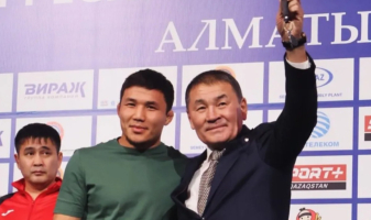 Казахстанский борец получил квартиру за «золото» чемпионата мира