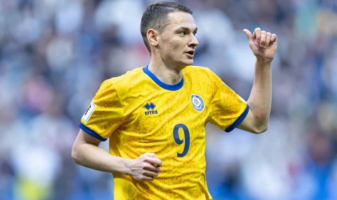 «Самое удивительное». В Шотландии вспомнили про Ислама Чеснокова после победы «Хартса»