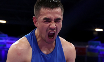 Хасанбоя Дусматова «лишили» победы в финале ЧМ-2025 по боксу