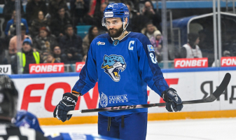 «Барыс» разгромлен дома худшей командой КХЛ