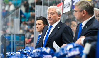 «Барыс» узнал плохую новость по главному тренеру после фиаско в КХЛ