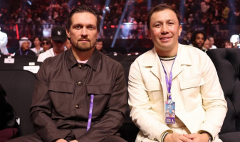 Промоутер Головкина отреагировал на его встречу с Усиком