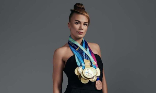 Чемпионка мира по боксу из Казахстана похвасталась подарком за десятки миллионов