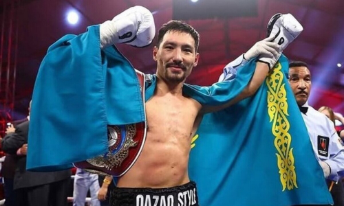 Жанибек Алимханулы призвал казахстанцев перед боем за три титула