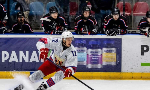 Хоккеист из Казахстана набрал четыре очка за матч в европейской лиге