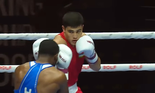 Разгромом после «рубки» закончился бой чемпиона мира из Узбекистана на ЧМ-2025 по боксу