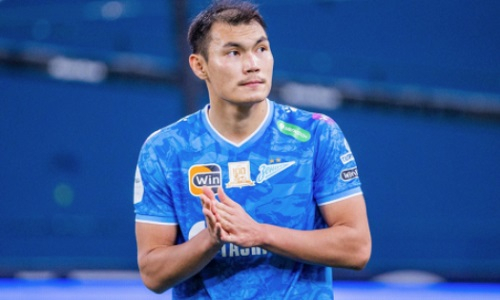 «Изящная игра». Нуралы Алип едва не забил пяткой в РПЛ. Видео