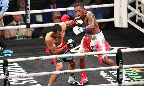 «Просто ужасен». Чемпион мира нарвался на критику после победы над заменой Алимханулы