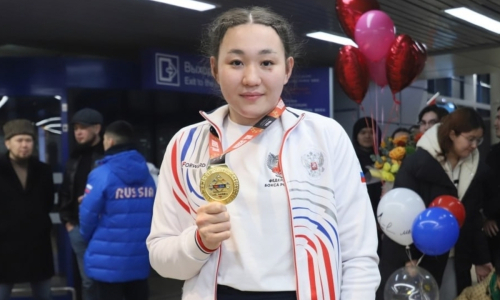 Казашка стала четырёхкратной чемпионкой России по боксу