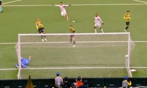 ФК Кайрат, ФК Олимпиакос