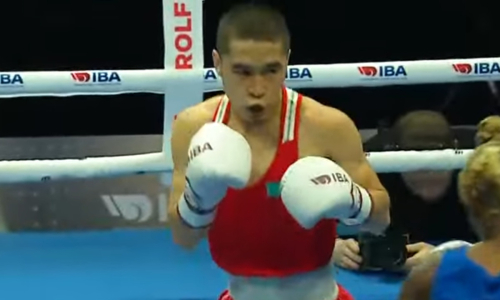 Уверенной победой закончился бой Казахстана на ЧМ-2025 по боксу