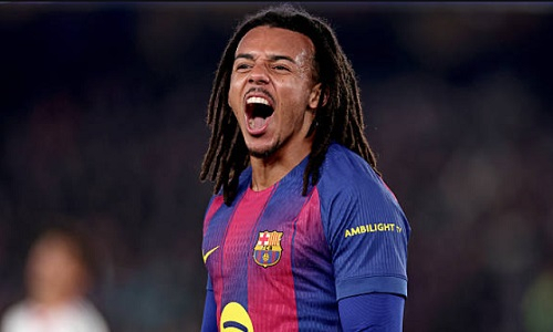 Дубль защитника за три минуты спас «Барселону» от позора в Лиге Чемпионов