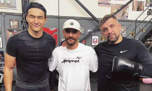 Нурлан Сабуров зарядил боксеров сборной Казахстана перед финалами ЧМ-2025