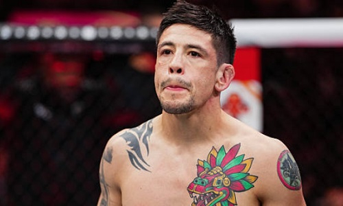 Двукратный чемпион UFC сделал заявление перед боем с Алмабаевым